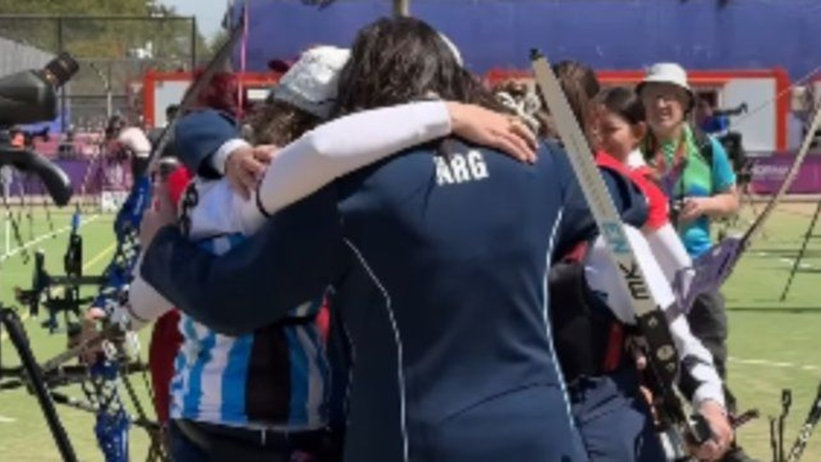 Argentina, medalla de plata en Equipos Arco Compuesto Femenino en Santa Fe 2026