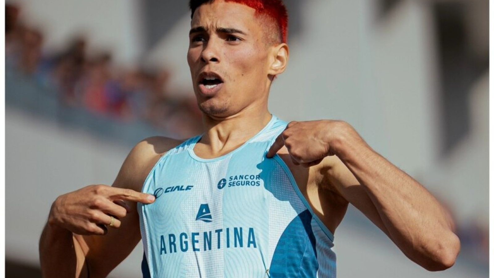 Bruno De Genaro, medalla de bronce en 400m Vallas Masculino en Santa Fe 2026