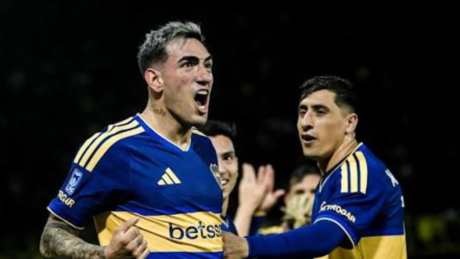 ¡Boca goleó 3 a 0 a Unión y da pelea en todos los frentes