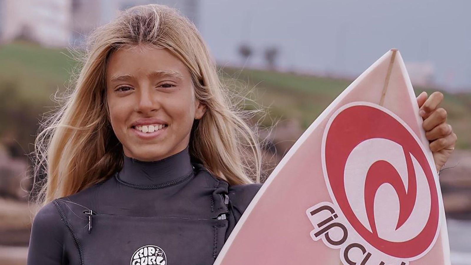 Victoria Muñoz, medalla de plata en Shortboard Femenino en Santa Fe 2026