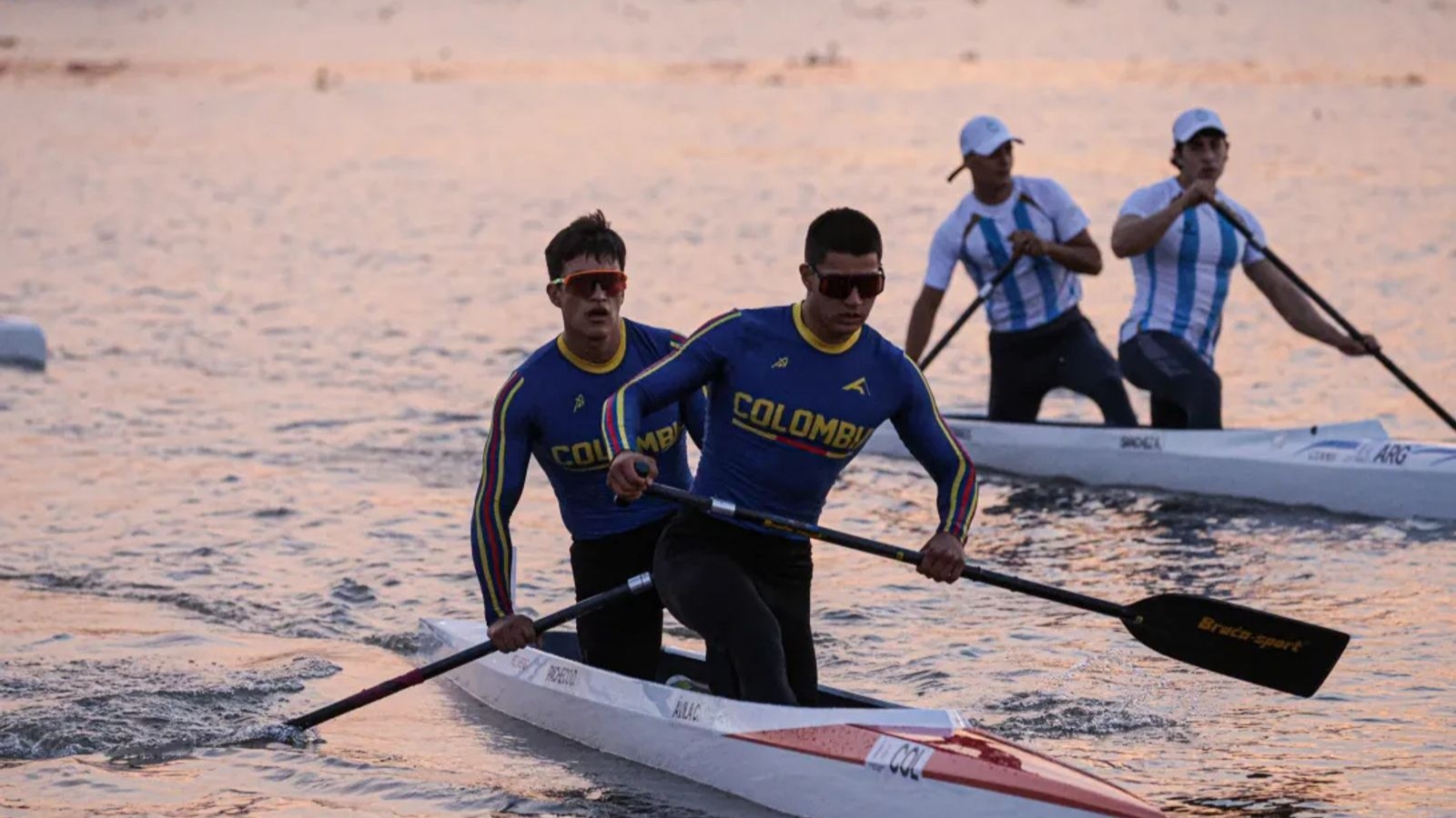 Oro para el equipo argentino de canotaje velocidad (K2 500m Mixto) en Santa Fe 2026